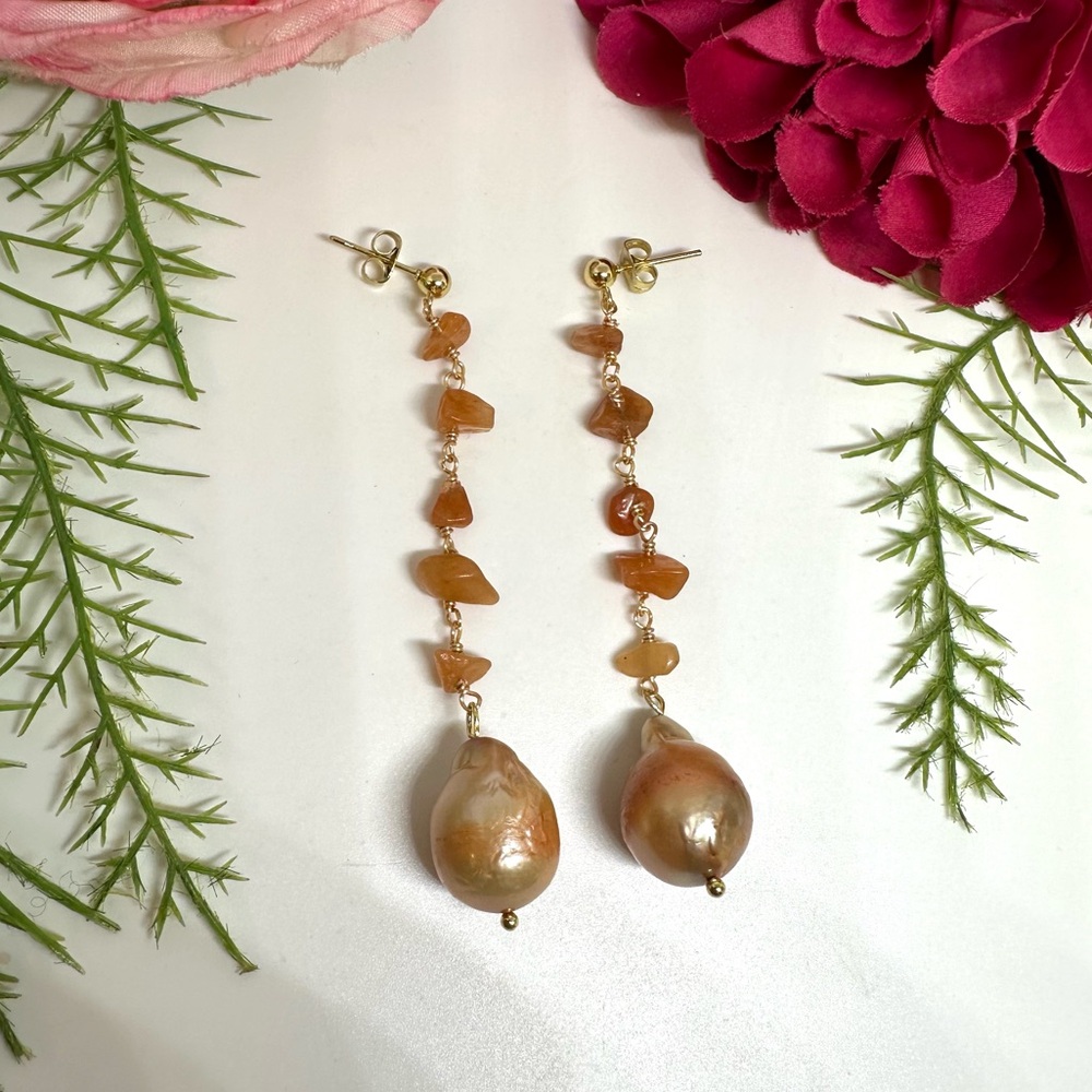 One Of A Kind⚜️Carnelian Baroque Pearl Handmade Earrings - Picture 2 of 6